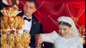 زفاف دينا هشام ابنة هبة قطب يتصدر التريند بعد تورتة الفرايد تشيكن