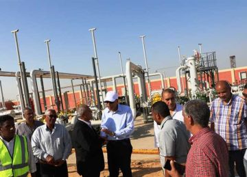 لتوفيره للمنازل والمصانع.. استكمال توصيل الغاز الطبيعى لمركزي دراو ونصر النوبة بأسوان لتوفيره للمنازل والمصانع.. استكمال توصيل الغاز الطبيعى لمركزي دراو ونصر النوبة بأسوان