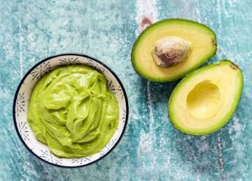 لـ اللانش بوكس .. 5 فوائد مذهلة للأفوكادو للأطفال