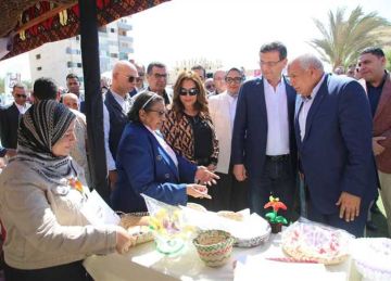 وزيرا الزراعة والتنمية المحلية ومحافظ الوادي الجديد يفتتحون فعاليات معرض EGY AGRI بالخارجة وزيرا الزراعة والتنمية المحلية ومحافظ الوادي الجديد يفتتحون فعاليات معرض EGY AGRI بالخارجة