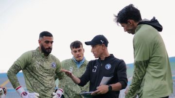 بيراميدز يسعي لرد الثأر أمام نهضة بركان في السوبر الأفريقي بيراميدز يسعي لرد الثأر أمام نهضة بركان في السوبر الأفريقي