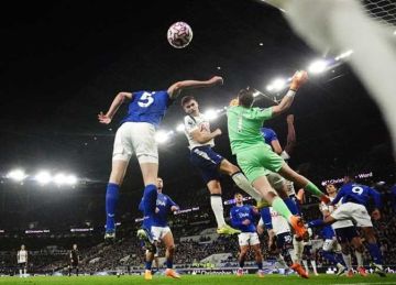 رابطة الدوري الإنجليزي تكسر تقليدا تاريخيا.. تغيير جذري في شكل البوكسينج داي 