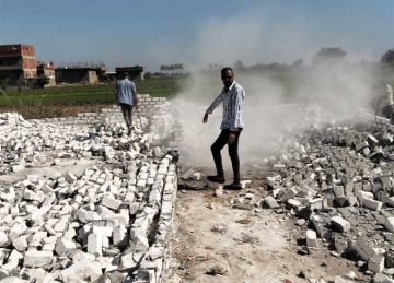 ضمن الموجة 27.. إزالة 7 حالات تعد على الأراضى الزراعية وسط الإسكندرية (صور)