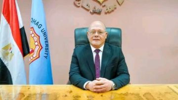 رئيس جامعة سوهاج: الرئيس السيسي يكتب فصلا جديدا في مسيرة مصر من أجل السلام رئيس جامعة سوهاج: الرئيس السيسي يكتب فصلا جديدا في مسيرة مصر من أجل السلام