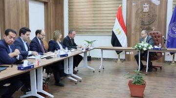 رئيس هيئة الدواء يبحث مع صندوق الأمم المتحدة للسكان آليات توطين وسائل تنظيم الأسرة