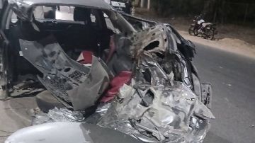 كانوا في زفة والعربية اتعجنت.. مصرع فتاة وإصابة أخرى بحادث بالجيزة كانوا في زفة والعربية اتعجنت.. مصرع فتاة وإصابة أخرى بحادث بالجيزة