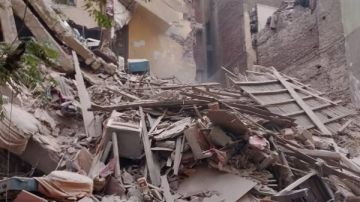 البلكونة وقعت.. مصرع سيدة مسنة في انهيار أجزاء من عقار بالإسكندرية البلكونة وقعت.. مصرع سيدة مسنة في انهيار أجزاء من عقار بالإسكندرية