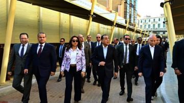 رئيس الوزراء يفتتح مشروع تطوير سوق العتبة بعد اكتمال الأعمال وإعادة تأهيلها