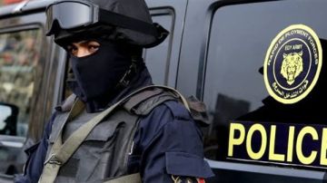 عاجل دفعوا أموالا لترشيحهم بالانتخابات.. تفاصيل القبض على رئيس حزب شعب مصر و11 آخرين