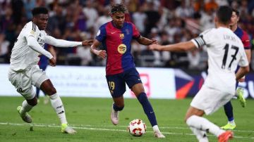 كلاسيكو الأرض.. موعد مباراة ريال مدريد وبرشلونة في الدوري الإسباني كلاسيكو الأرض.. موعد مباراة ريال مدريد وبرشلونة في الدوري الإسباني