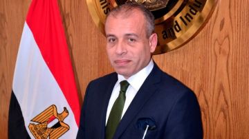 التمثيل التجاري المصري يؤكد التزامه بالشفافية وانتقاء أفضل الكفاءات خلال اختبارات الملحقين التجاريين لعام 2025 التمثيل التجاري المصري يؤكد التزامه بالشفافية وانتقاء أفضل الكفاءات خلال اختبارات الملحقين التجاريين لعام 2025