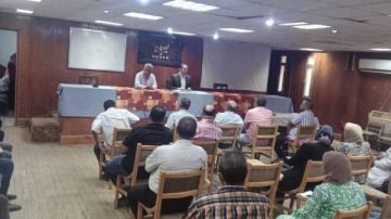 وكيل صحة قنا يبحث سبل تطوير وتحسين جودة الخدمات الطبية بالمستشفى العام