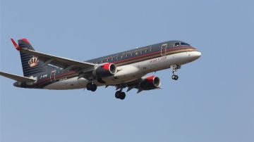 خلل في المحرك.. هبوط إضطراري لطائرة أردنية في مطار حلب الدولي