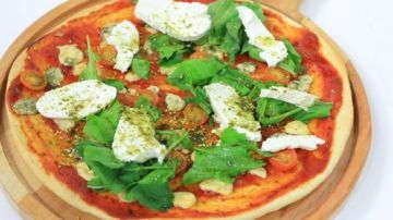 طريقة عمل سلطة الجبنة القريش اللذيذة