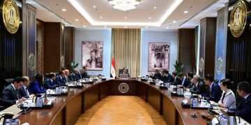 مدبولي يبحث مع سيتك الصينية توطين صناعة مكونات محطات التحلية بمصر مدبولي يبحث مع سيتك الصينية توطين صناعة مكونات محطات التحلية بمصر