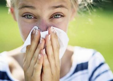 كيف تحمي نفسك من حساسية الشتاء؟.. الأعراض والعلاج كيف تحمي نفسك من حساسية الشتاء؟.. الأعراض والعلاج