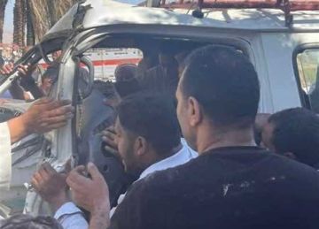 مصرع سائق وإصابة 12 معلمة في حادث تصادم بسوهاج مصرع سائق وإصابة 12 معلمة في حادث تصادم بسوهاج