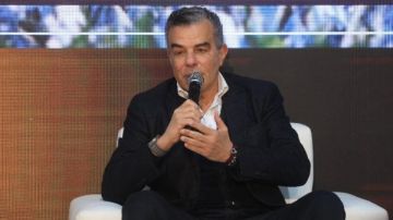 خالد مرتجي:أناشد المسئولين بعودة الجمهور للمدرجات بكامل العدد خالد مرتجي:أناشد المسئولين بعودة الجمهور للمدرجات بكامل العدد
