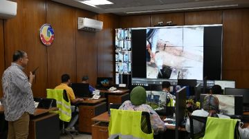 محافظ البحيرة تتابع ارتفاع مناسيب المياه بأراضي طرح النهر