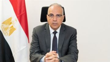 توجيه وزاري باستمرار أعمال التأهيل بحائط رشيد البحري