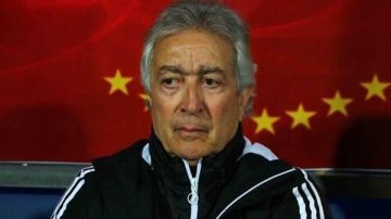 حلمي طولان يفتح النار على رابطة الأندية..مش هتبهدل على أخر الزمن حلمي طولان يفتح النار على رابطة الأندية..مش هتبهدل على أخر الزمن