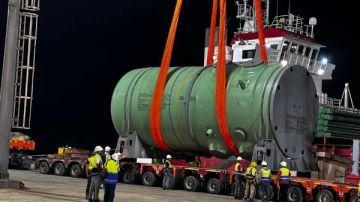 رئيس المحطات النووية: بدء أعمال تركيب وعاء ضغط المفاعل خلال شهر نوفمبر المقبل رئيس المحطات النووية: بدء أعمال تركيب وعاء ضغط المفاعل خلال شهر نوفمبر المقبل