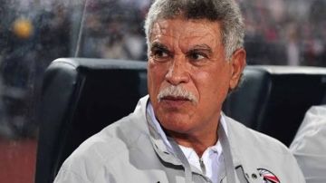 كريم حسن شحاتة يكشف تفاصيل زيارة الخطيب لوالده في المستشفى