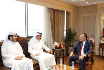 وزير قطاع الأعمال ورئيسا هيئتي الدواء والشراء الموحد يشهدون توقيع اتفاقية شراكة مصرية قطرية أمريكية وزير قطاع الأعمال ورئيسا هيئتي الدواء والشراء الموحد يشهدون توقيع اتفاقية شراكة مصرية قطرية أمريكية