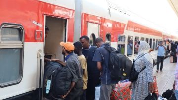 السكة الحديد تسير الرحلة السادسة والعشرين لنقل السودانيين إلى وطنهم.. صور السكة الحديد تسير الرحلة السادسة والعشرين لنقل السودانيين إلى وطنهم.. صور