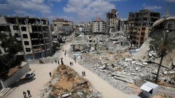 خبير علاقات دولية: مصر تريد تسريع إعمار غزة وتوفير مقومات الحياة للفلسطينيين