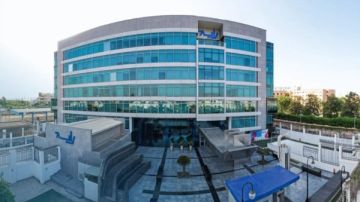 رفع سعر عرض شراء راية لخدمات مراكز الاتصالات إلى 9 جنيهات للسهم