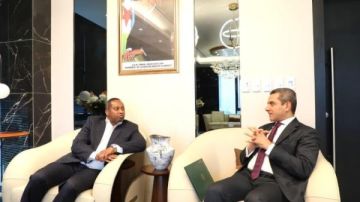 سفير مصر بجيبوتي يتابع تنفيذ مشروع محطة عرتا للطاقة الشمسية سفير مصر بجيبوتي يتابع تنفيذ مشروع محطة عرتا للطاقة الشمسية