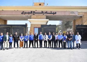 نائب وزير الصحة يتابع جاهزية الخدمات الطبية والطوارئ في ميناء رفح البري نائب وزير الصحة يتابع جاهزية الخدمات الطبية والطوارئ في ميناء رفح البري