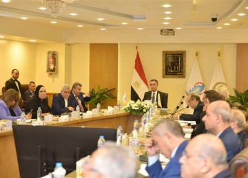 وزير التموين يترأس اجتماع الجمعية العامة للشركة القابضة للصناعات الغذائية