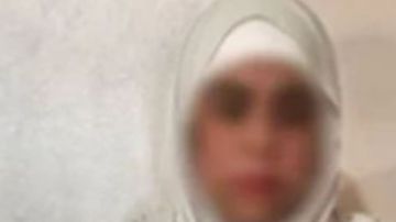 أم مكة تواجه مصيرها.. حكاية بائعة فسيخ وصل دخلها اليومي إلى 120 ألف جنيه أم مكة تواجه مصيرها.. حكاية بائعة فسيخ وصل دخلها اليومي إلى 120 ألف جنيه