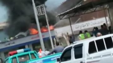 إخماد حريق هائل بمعرض شاهين للكاوتش والبطاريات بطنطا دون إصابات..صور