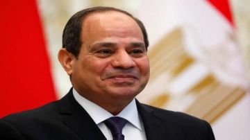 الرئيس السيسي يتابع العمل الدعوي ويوجه بـ التصدي للتطرف وتحسين أحوال الأئمة  الرئيس السيسي يتابع العمل الدعوي ويوجه بـ التصدي للتطرف وتحسين أحوال الأئمة