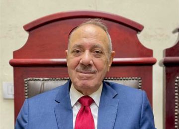 المشدد 10 سنوات لمأمور ضرائب وإعفاء 4 من العقوبة في اتهامهم بـ الرشوة  المشدد 10 سنوات لمأمور ضرائب وإعفاء 4 من العقوبة في اتهامهم بـ الرشوة