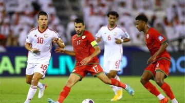 قطر تترقب.. الإمارات تقترب من البطاقة العربية السادسة في المونديال