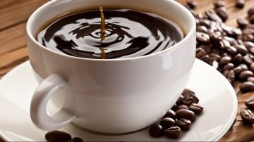 مشروبات ينصح بتجنبها على معدة فارغة مشروبات ينصح بتجنبها على معدة فارغة