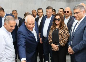 الزراعة : محطة غربلة وإعداد التقاوي بالخارجة تسهم في تجهيز أصناف من القمح والشعير والفول  الزراعة : محطة غربلة وإعداد التقاوي بالخارجة تسهم في تجهيز أصناف من القمح والشعير والفول