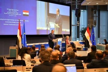 السيسي: مصر تمثل فرصة حقيقية أمام مجتمع الأعمال الأوروبي