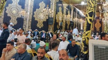 الشرقية كلها حاضرة .. بدء عزاء أحمد عمر هاشم في قرية بني عامر بالزقازيق