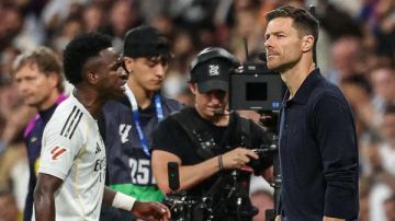 سأغادر ريال مدريد.. فينيسيوس جونيور يصدم تشابي ألونسو سأغادر ريال مدريد.. فينيسيوس جونيور يصدم تشابي ألونسو