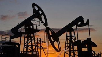 مصافي حكومية في الصين تبتعد عن النفط الروسي وسط العقوبات الأميركية مصافي حكومية في الصين تبتعد عن النفط الروسي وسط العقوبات الأميركية