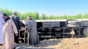 نقل 3 عمال من مصابى حادث ألومنيوم نجع حمادى لمستشفى قنا الجامعى