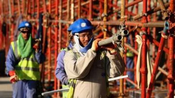 6185 مخالفة.. قانون العمل الجديد يضبط تشغيل الأجانب بعقوبات رادعة