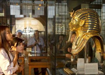  أيقونة فرعونية .. آخر أيام القناع الذهبي لتوت عنخ آمون في المتحف المصري بالتحرير (تفاصيل)