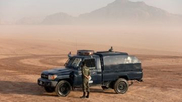 الجيش الأردني يحبط محاولتين لتهريب المخدرات والتسلل عبر الحدود الجيش الأردني يحبط محاولتين لتهريب المخدرات والتسلل عبر الحدود