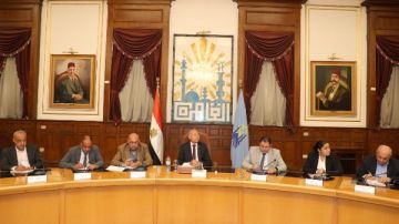 تخصيص شاشات عرض ببعض الميادين لبث مواد ترويجية عن المتحف الكبير بمحافظة القاهرة تخصيص شاشات عرض ببعض الميادين لبث مواد ترويجية عن المتحف الكبير بمحافظة القاهرة